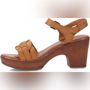 Born BOC Gigi block heel Sandals 9 tan